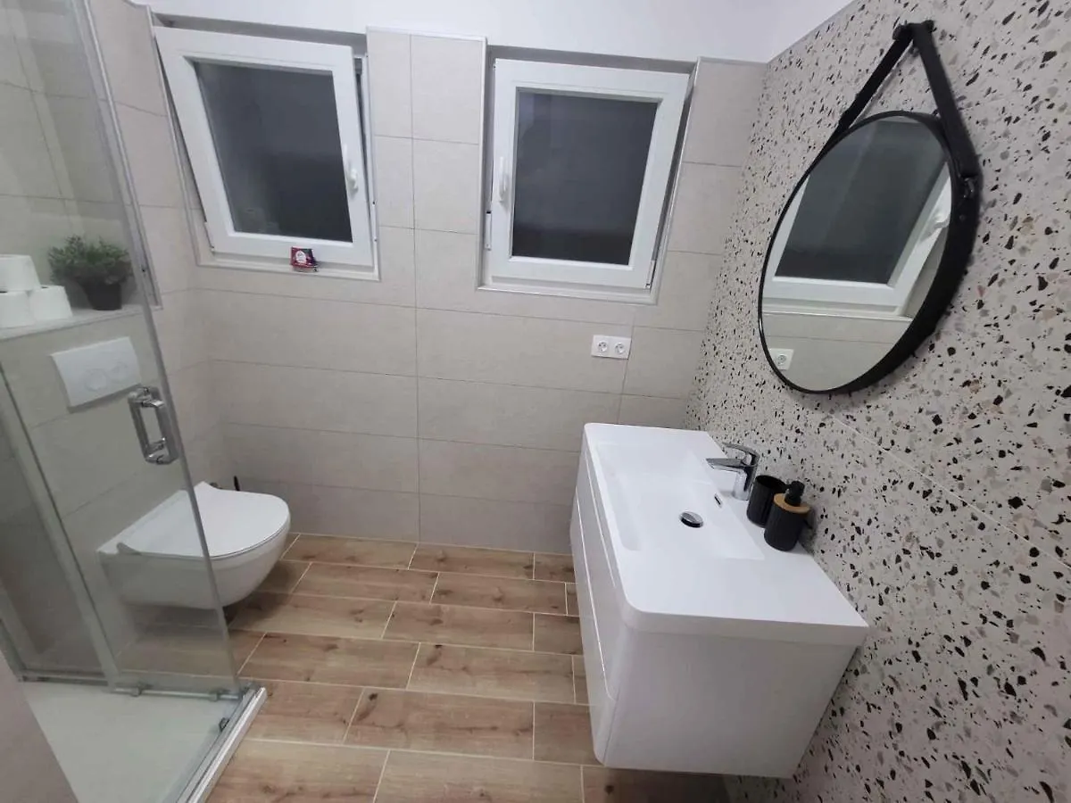 Apartment In Dramalj 42942