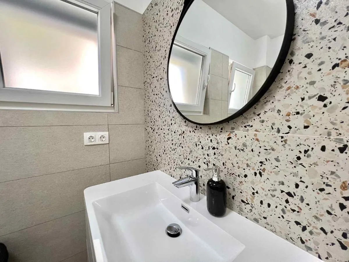 Apartment In Dramalj 42942