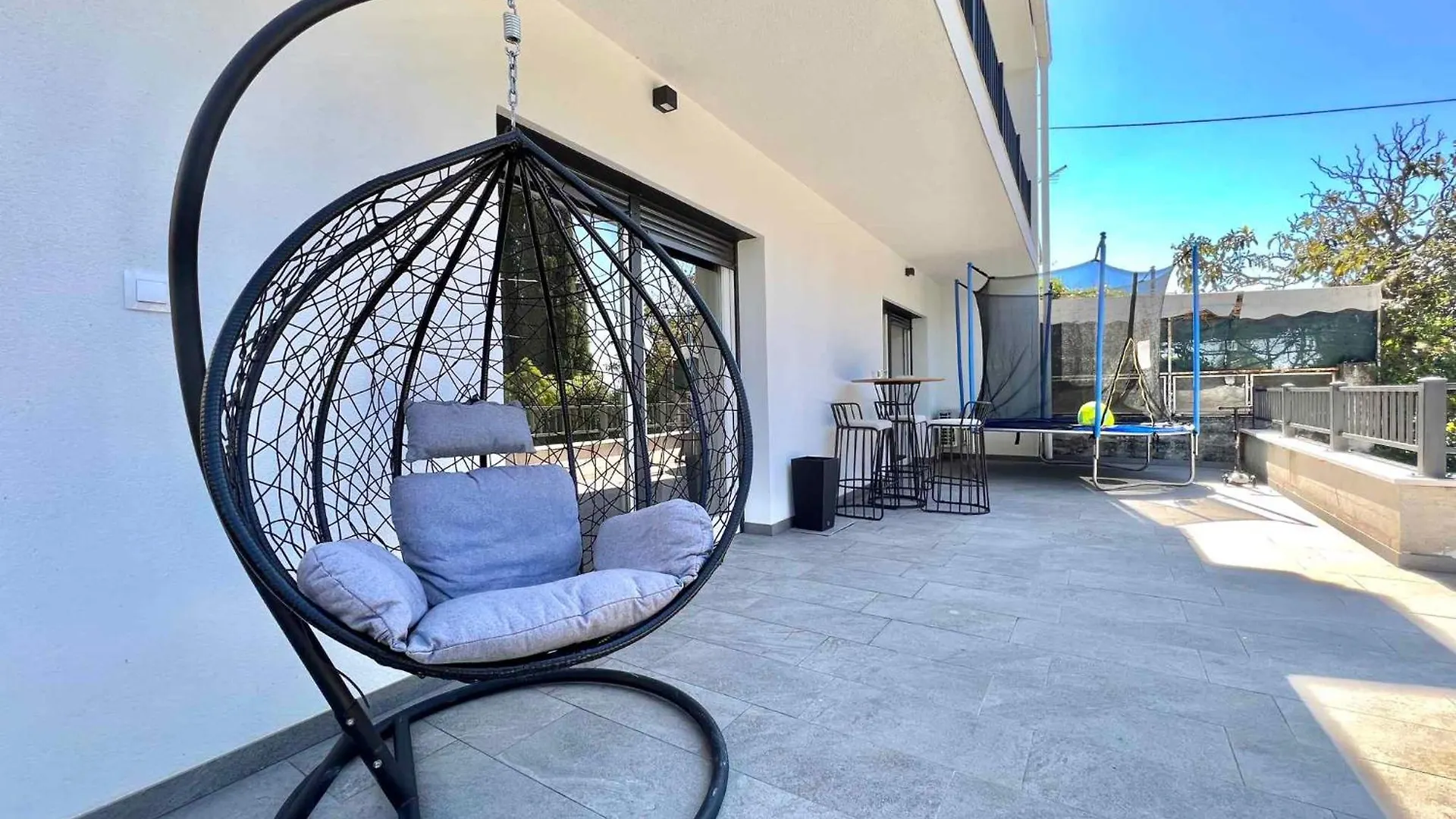 Apartment In Dramalj 42942