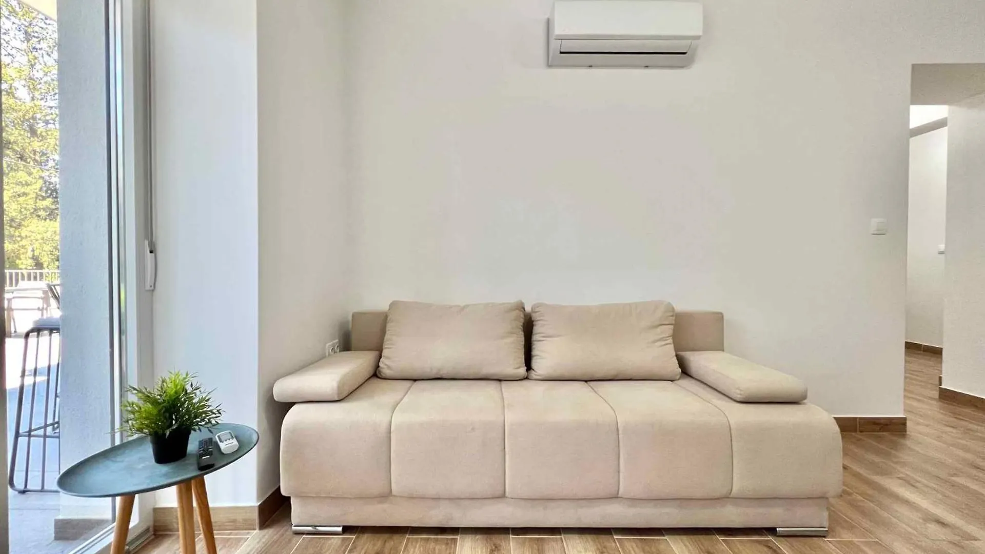 Apartment In Dramalj 42942